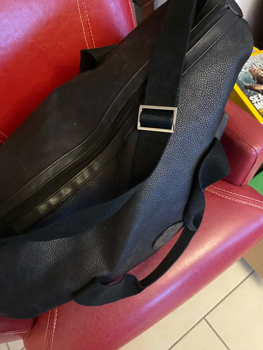 Large Lancôme Hold- All / Travel Bag - Image 3