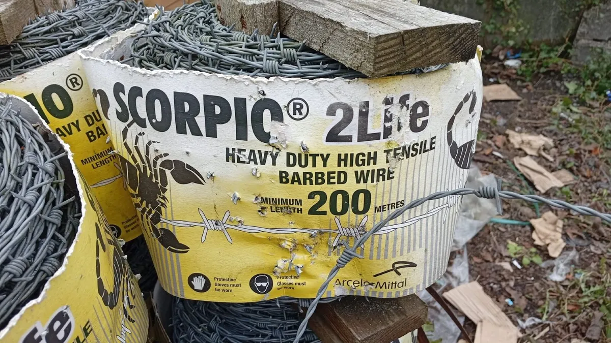 Barbed wire & Sheep wire - Image 3