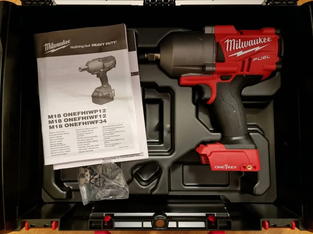 Milwaukee M18 Fuel 1/2' High Tourqe Wrench Body - Image 1