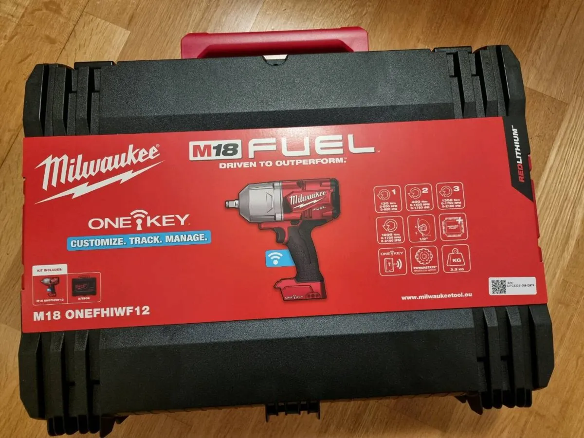 Milwaukee M18 Fuel 1/2' High Tourqe Wrench Body - Image 4