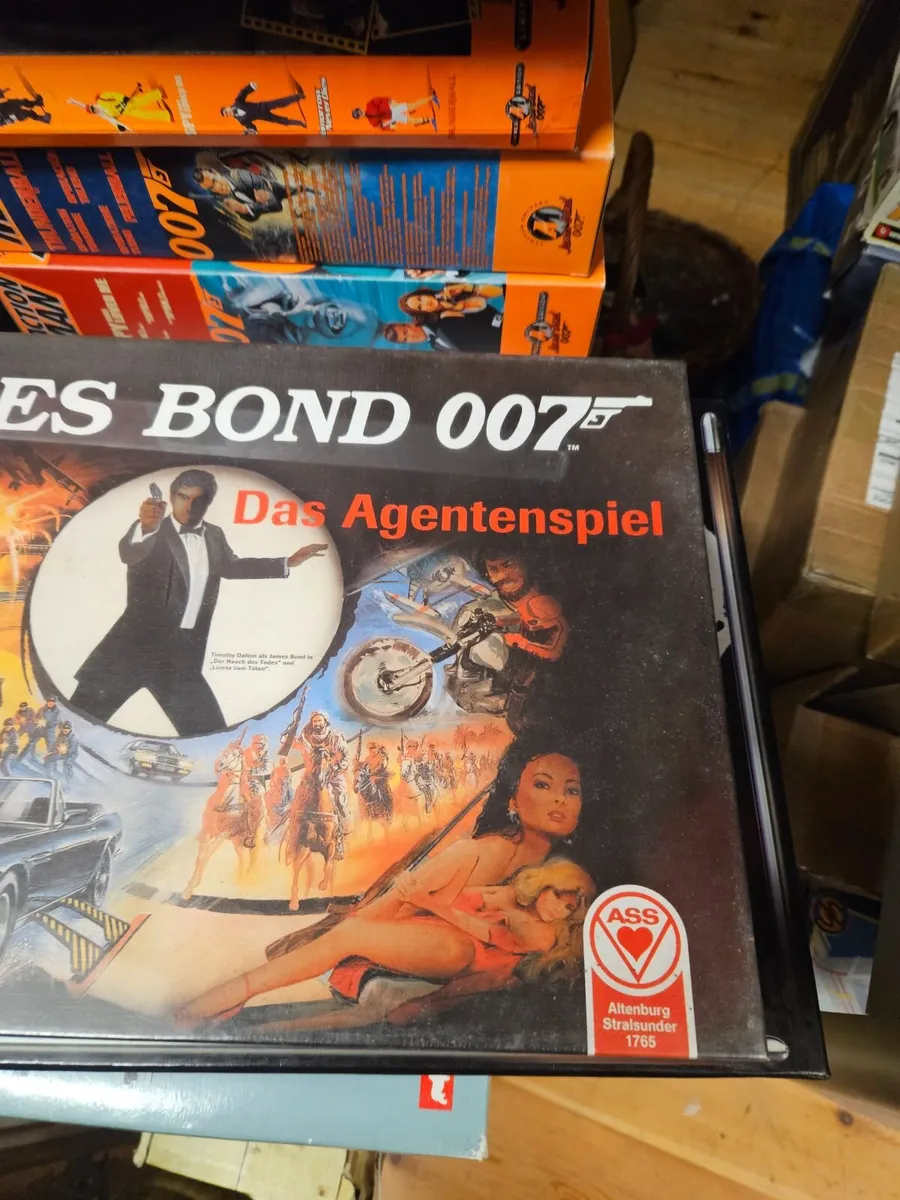 James Bond Board Game - Image 2