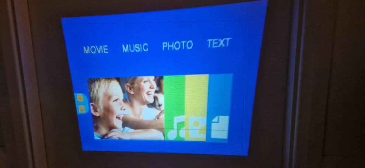 Mini Projector - Image 3