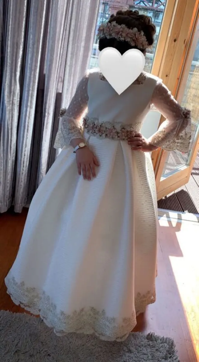 Communion dress - Image 2