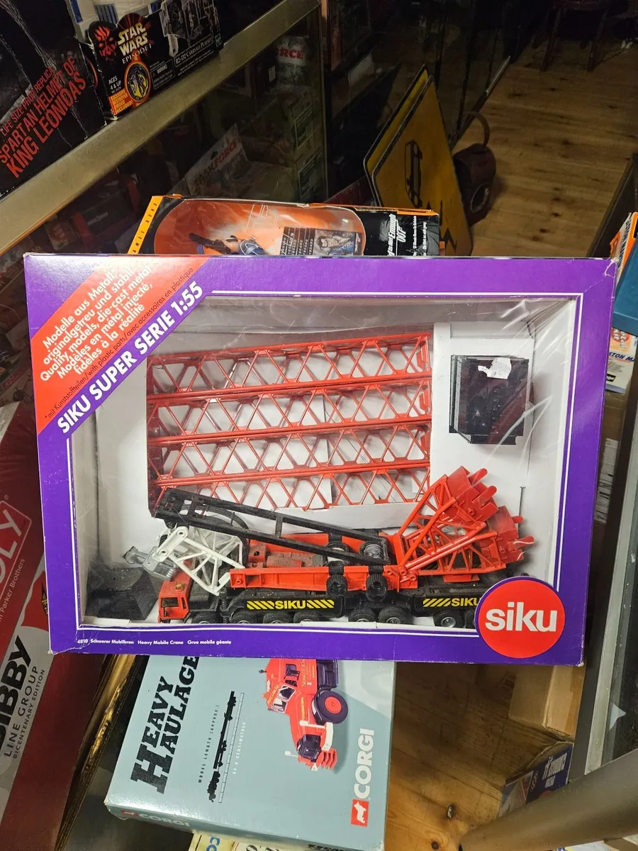 Corgi Siku Crane - Image 1