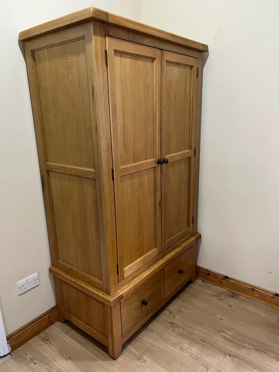 Oak wardrobe - Image 2