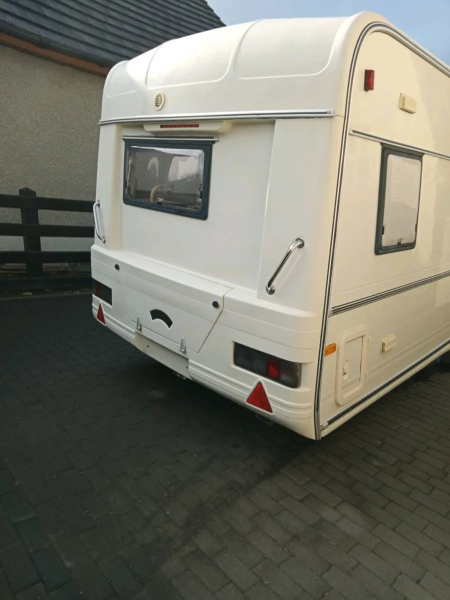 Caravan - Image 4