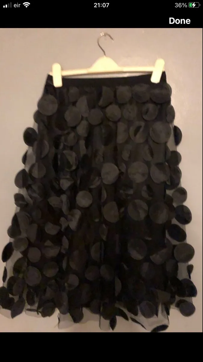 Ladies stunning  Maxi skirt size 12 €15 - Image 4