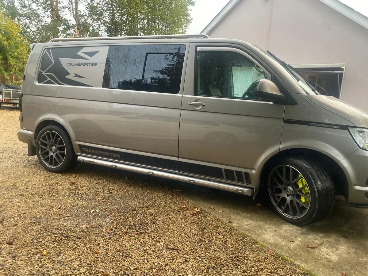 Campervan Volkswagen - Image 2