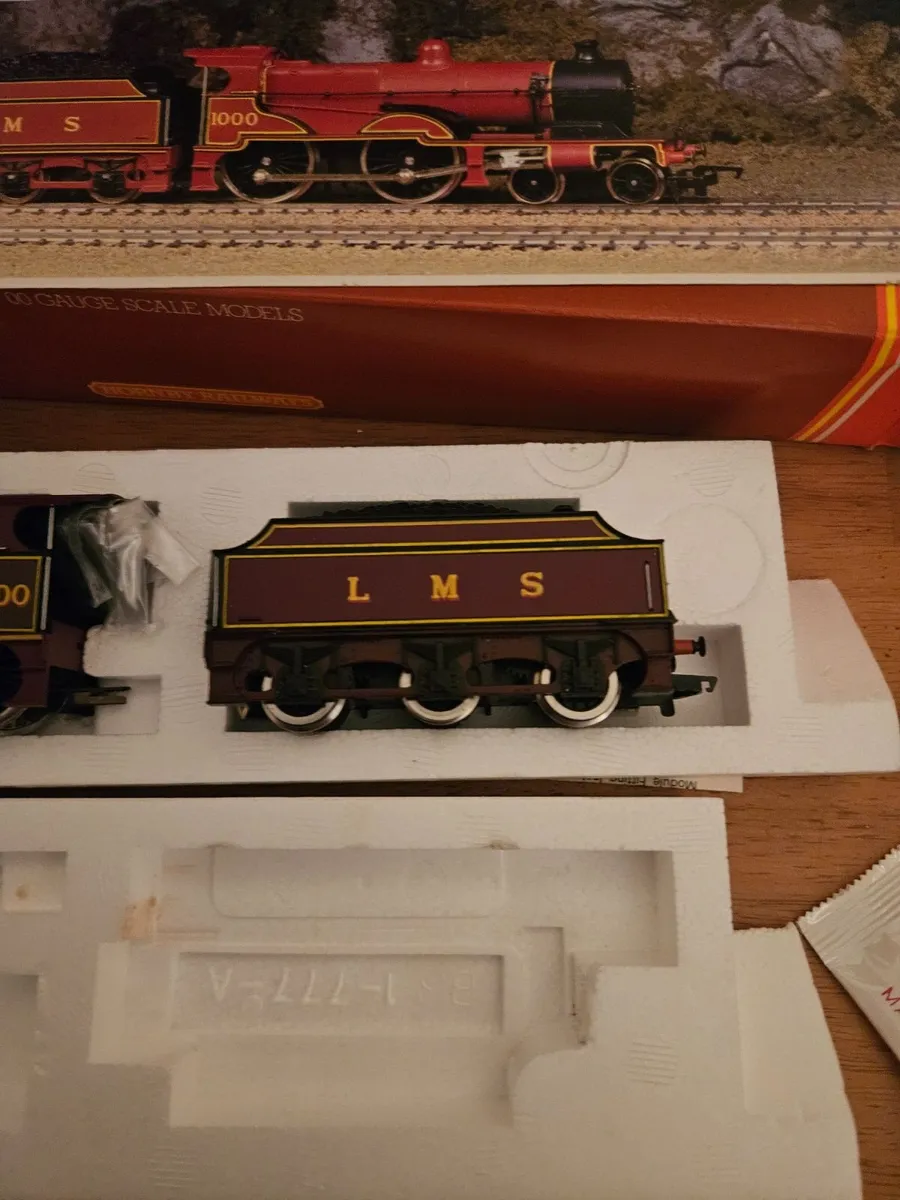 Hornby OO Gauge Steam Engine - Image 3