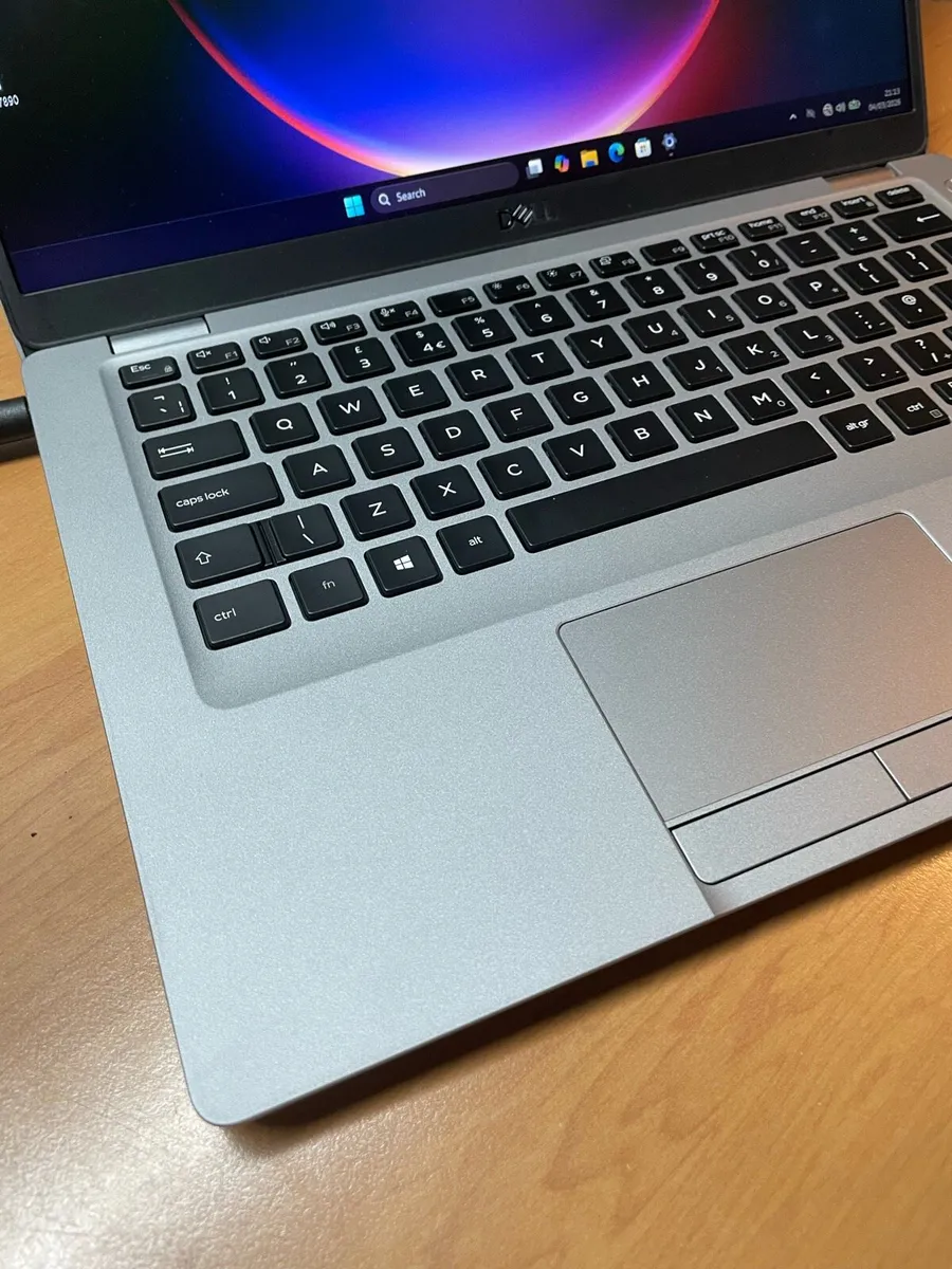Dell laptop i5 pro 8/256 windows 11 pro - Image 3