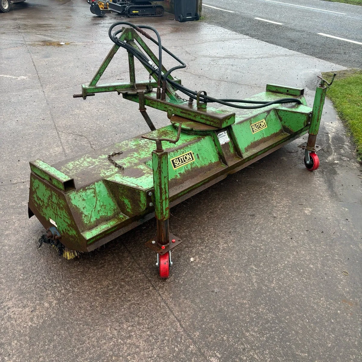 Road Brushes - Image 2