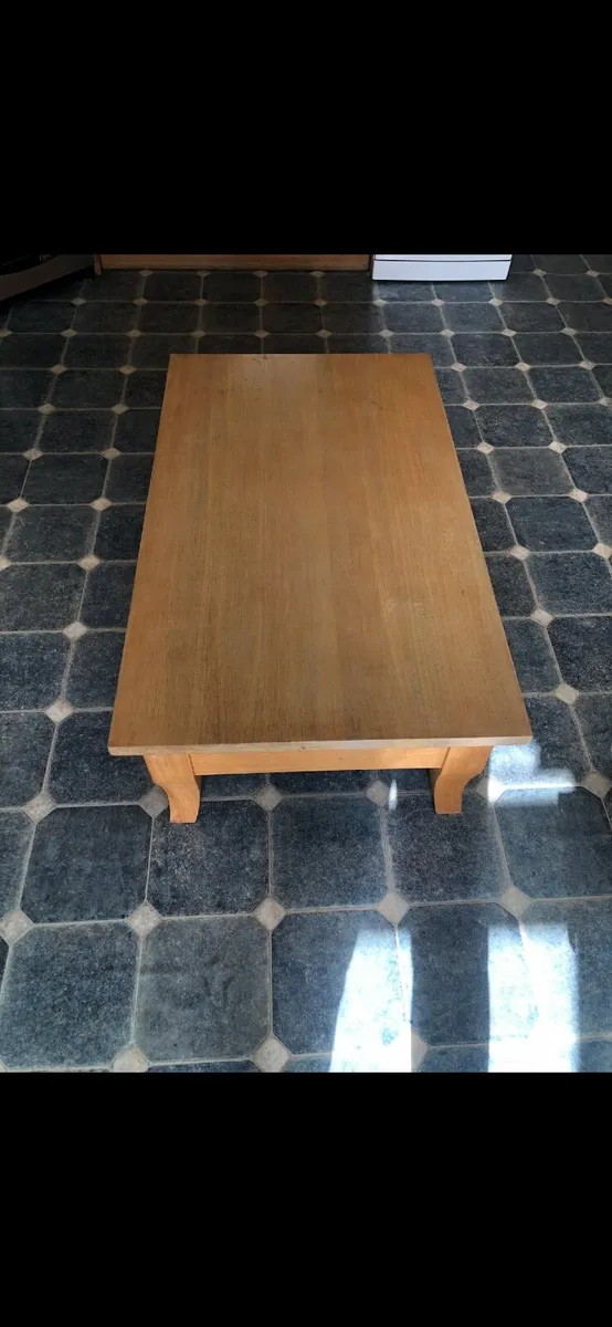 Coffee table - Image 1