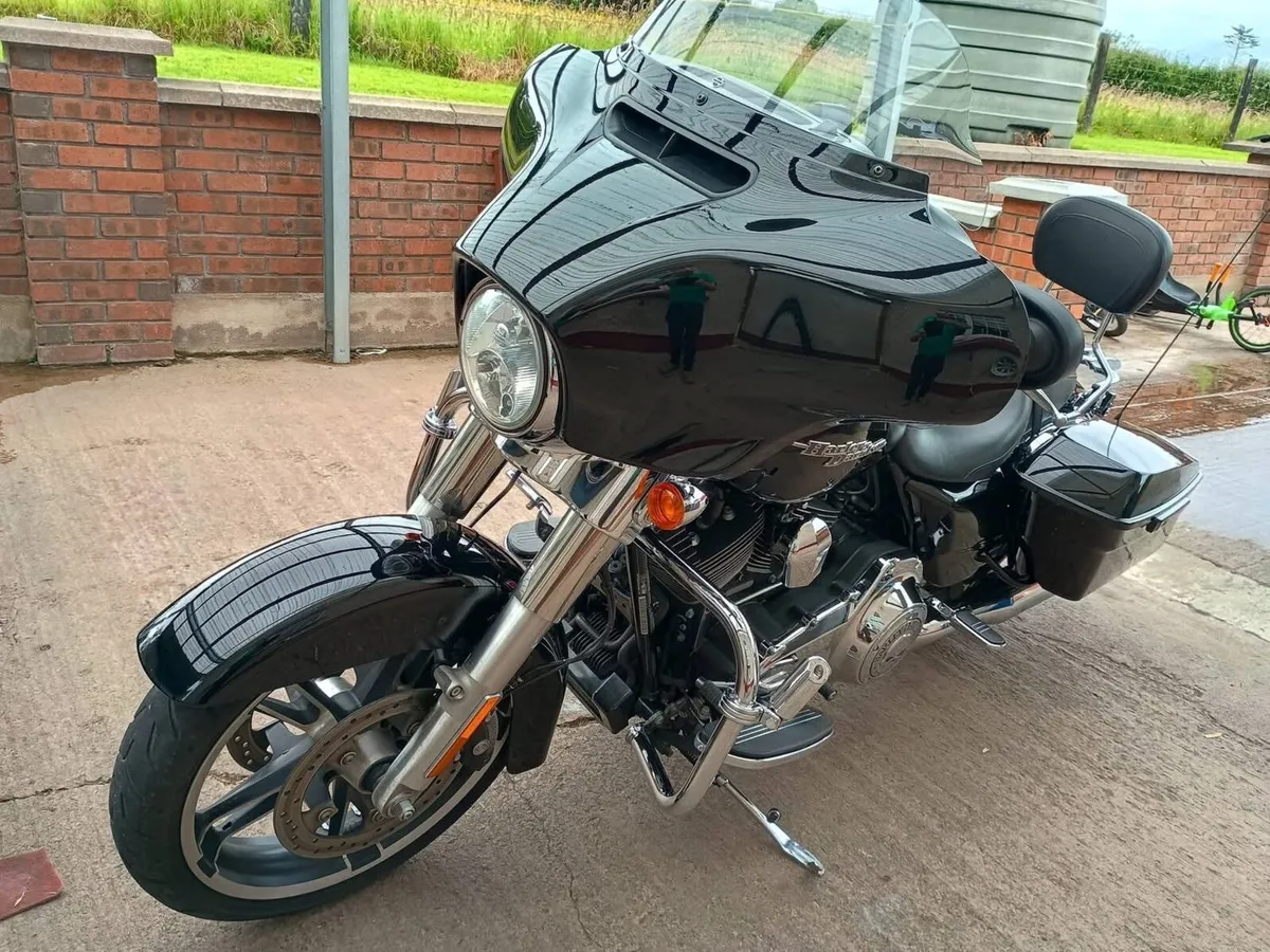 Harley Davidson - Image 2