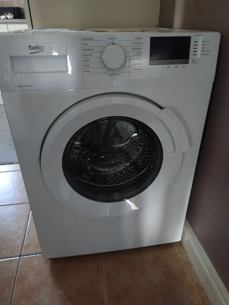 9KG BEKO Washing Machine €150 - Image 1