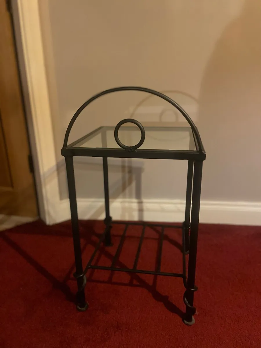 Glass table - Image 2