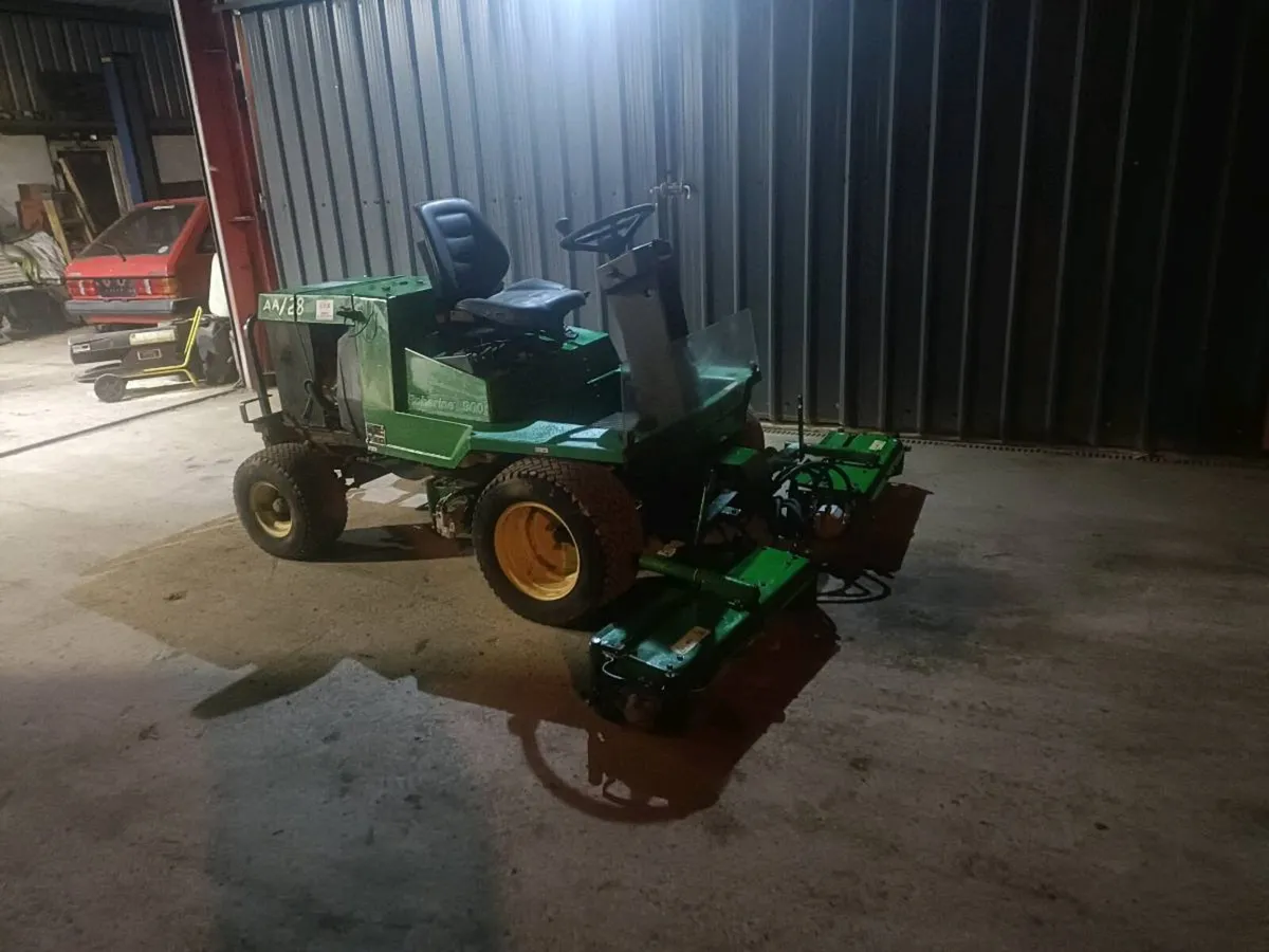 Roberine 900 gang mower - Image 1