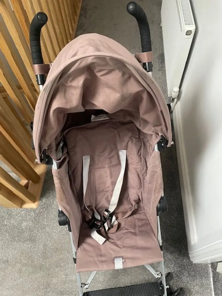 Maclaren Stroller - Image 1