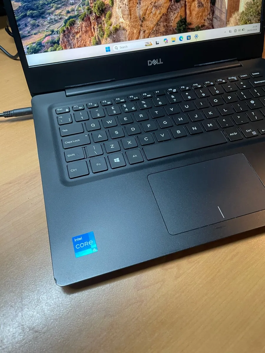 Dell laptop i5 pro 8/256 windows 11 pro - Image 3