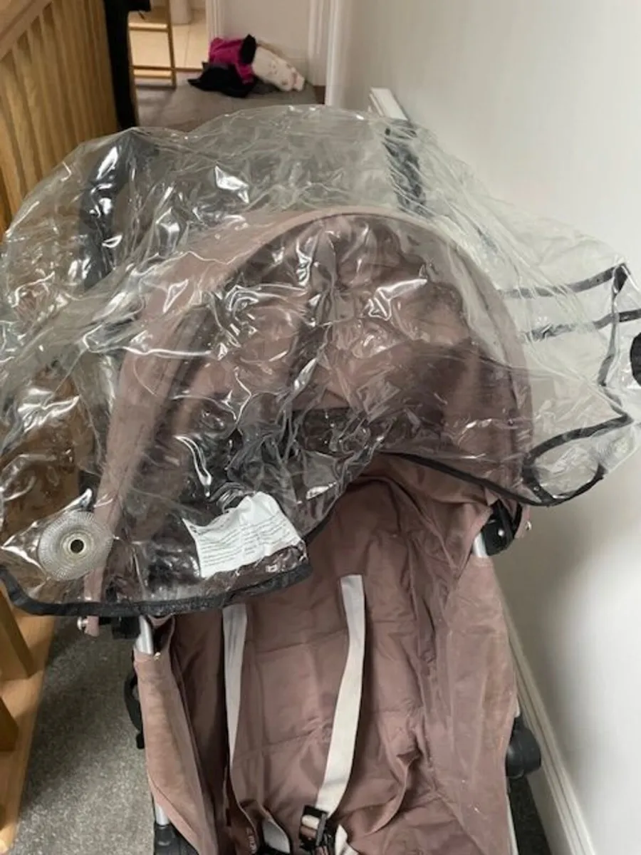 Maclaren Stroller - Image 2