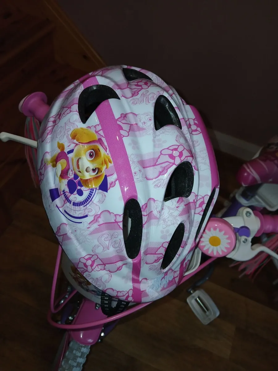 16 inch paw patrol bike and Helmet - Image 4