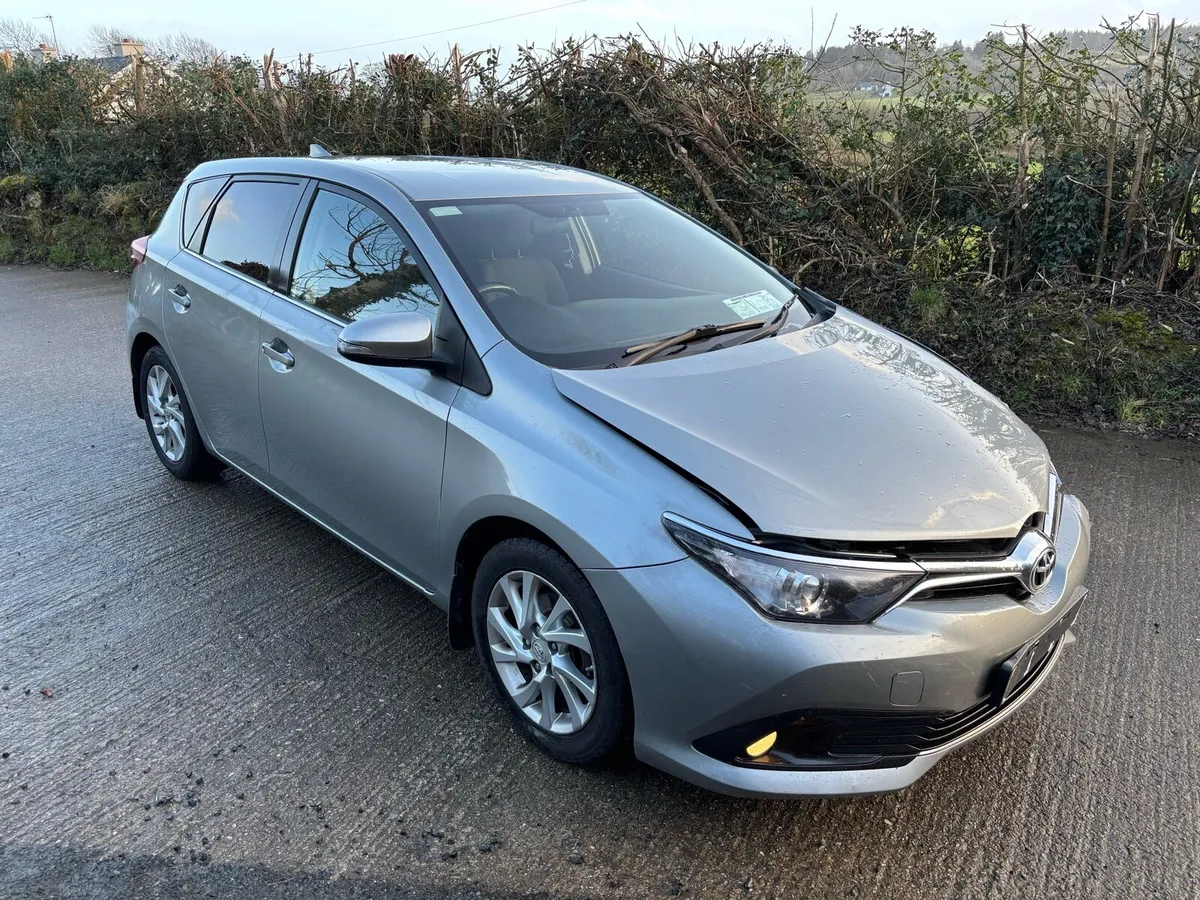 Toyota auris 1.4 d4d luna - Image 1