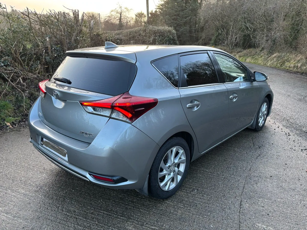 Toyota auris 1.4 d4d luna - Image 3