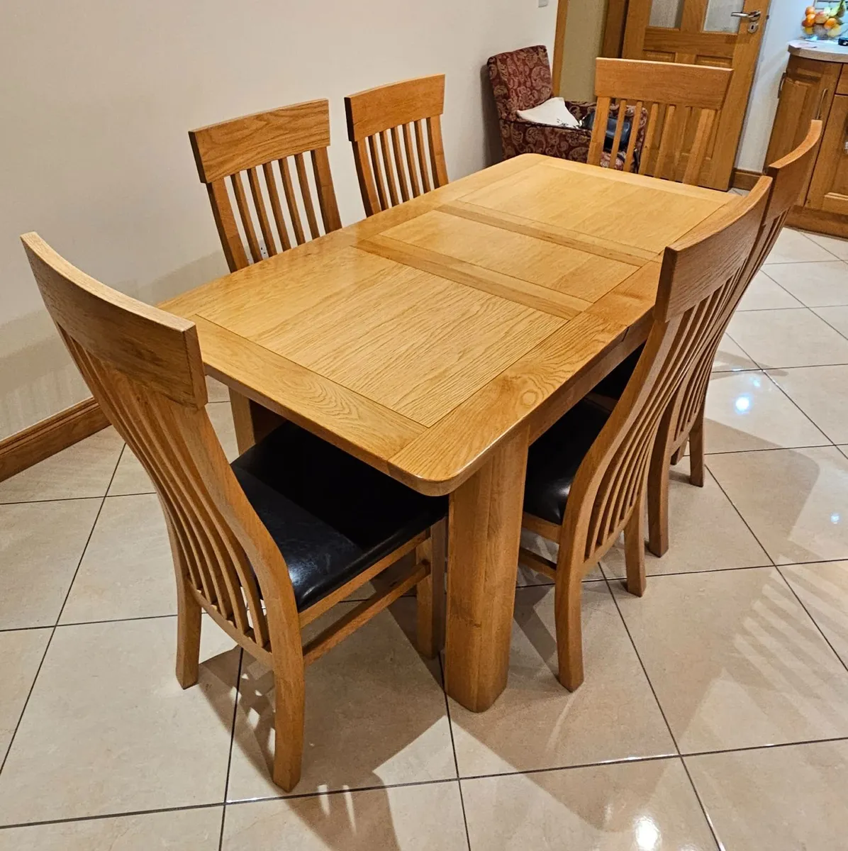 4ft Oak Extending Dining Table & 6 Chairs - Image 1