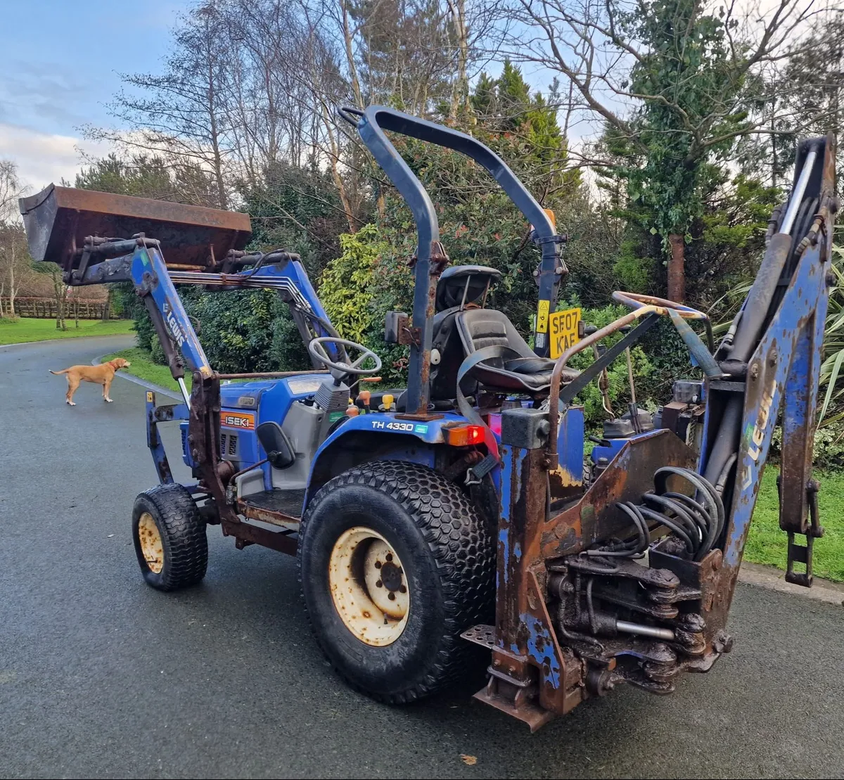 Iseki 34hp Compact Tractor with Loader & Backhoe - Image 1