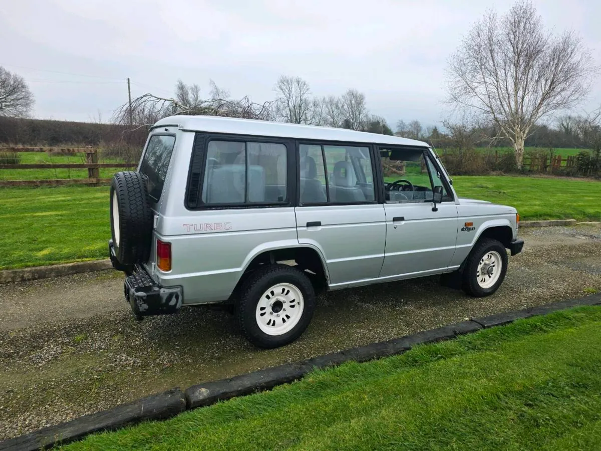 MITSUBISHI PAJERO MK1 - Image 3
