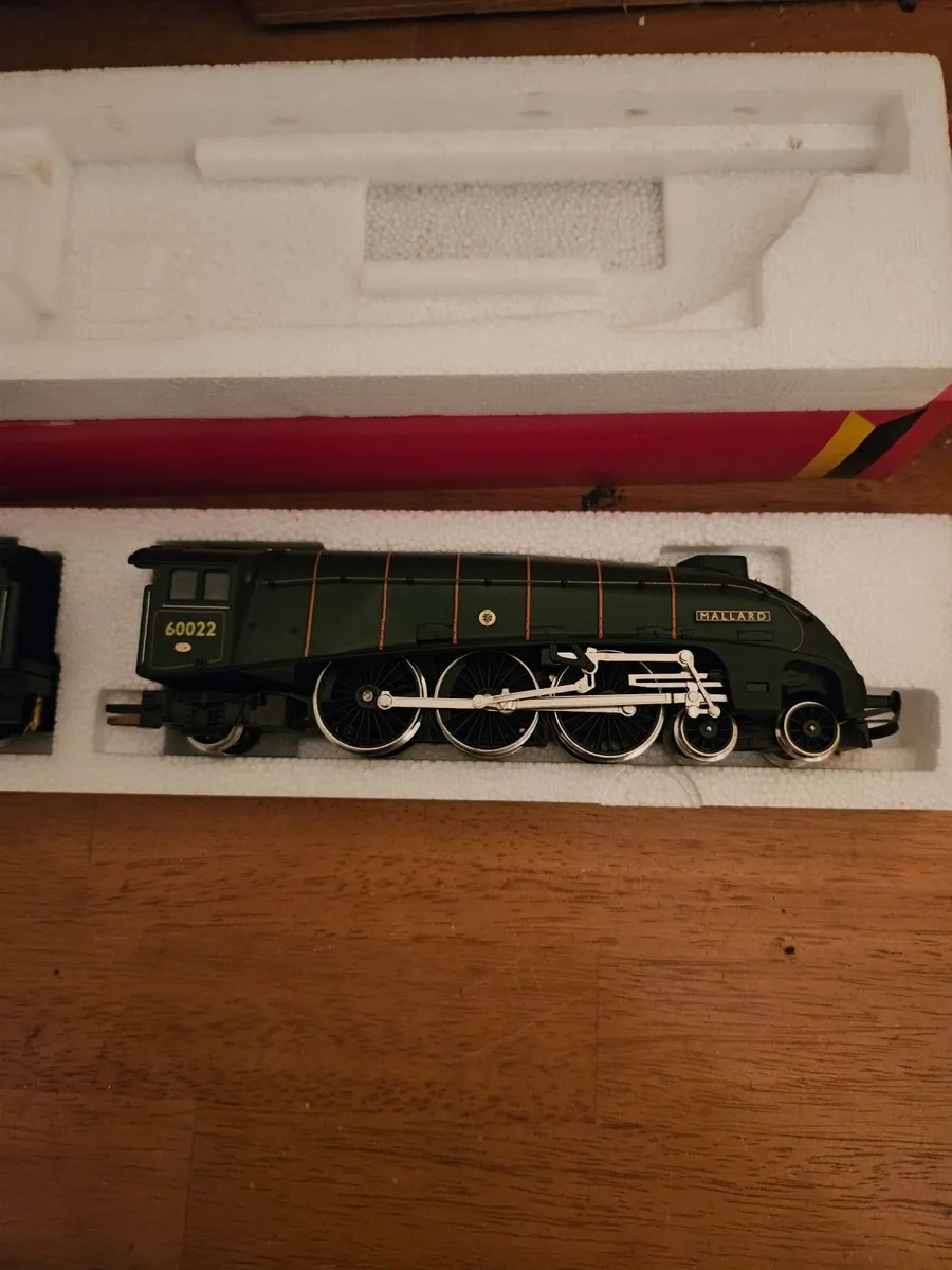 Hornby OO Gauge Steam Engine - Image 2