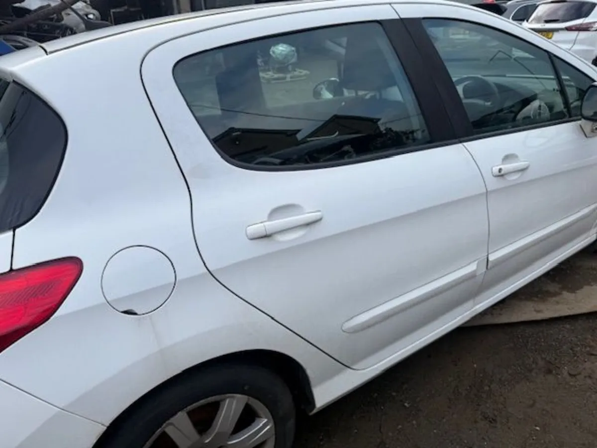 2013 PEUGEOT 308 1.6L-D - Image 3