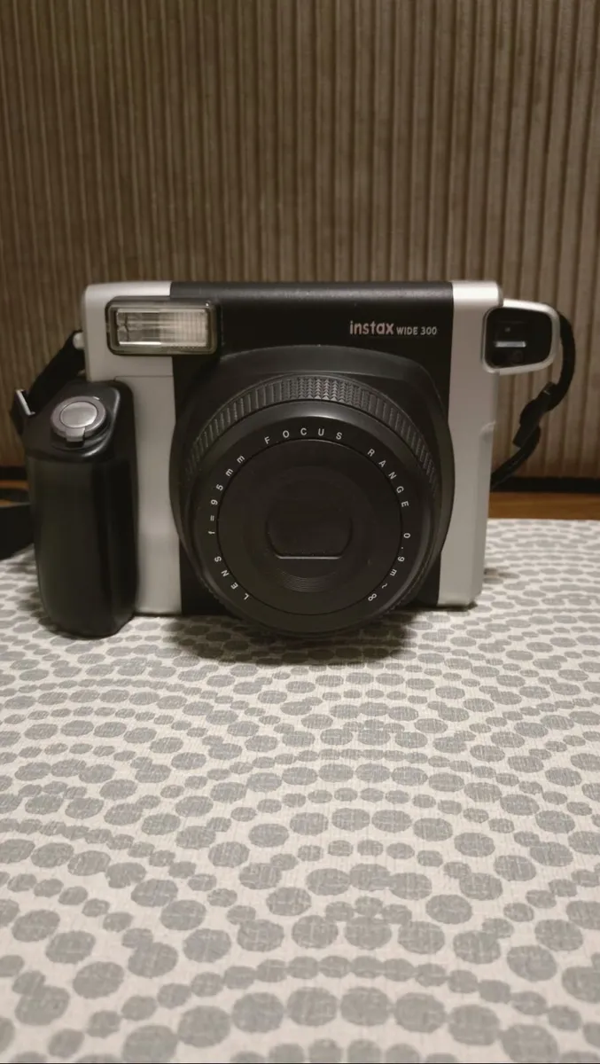 Instax Wide 300 - Image 2