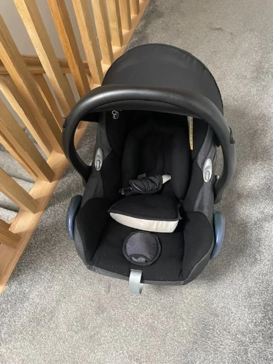 Quinny travel system - Image 2