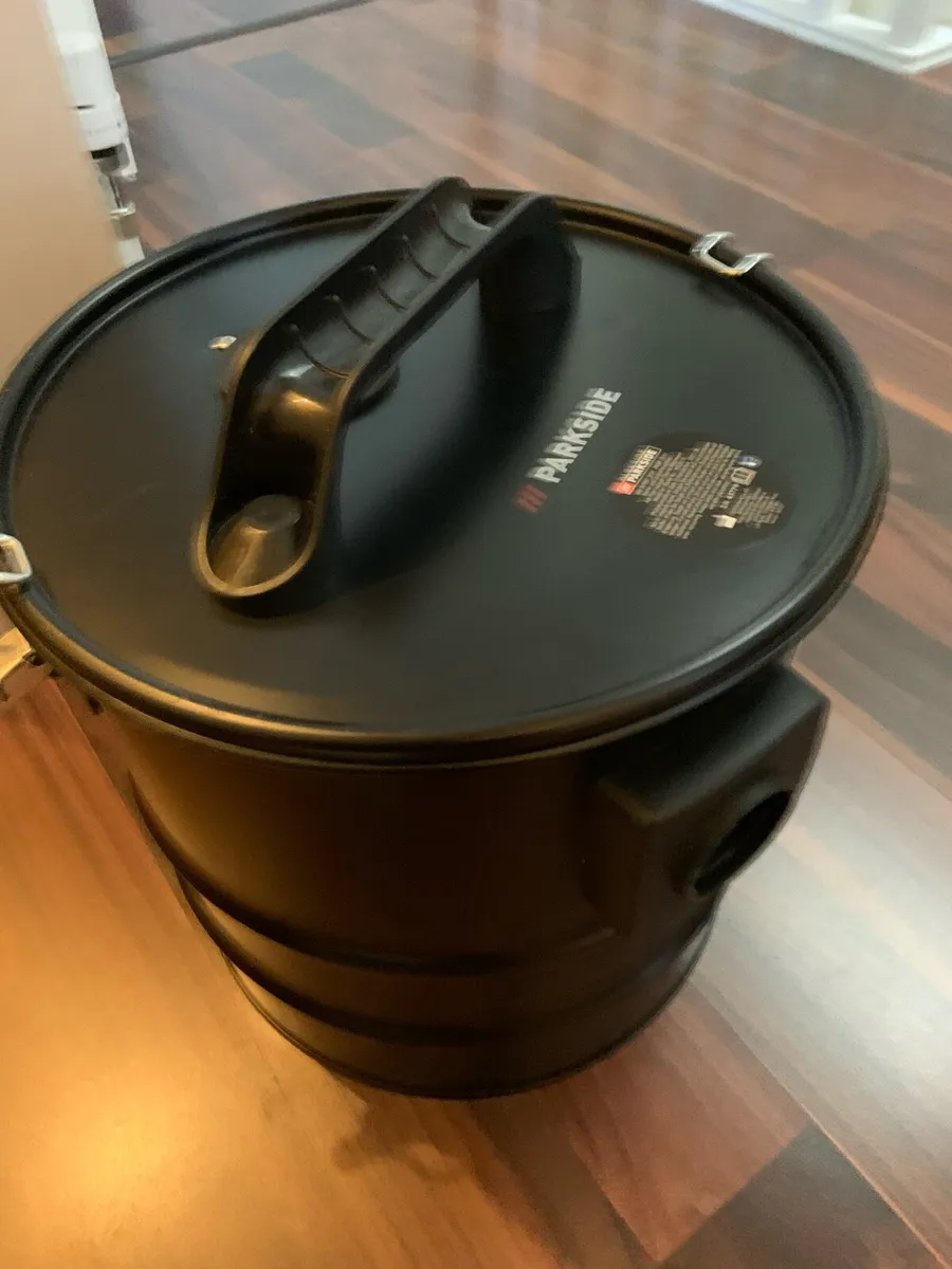 Ash filter vacuum cleaner attachment - Image 1