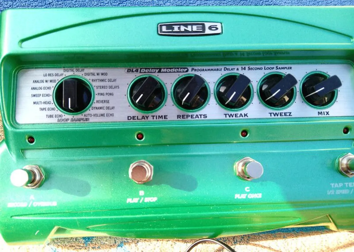 Line 6 DL4 Delay Modeler Stompbox - Image 2