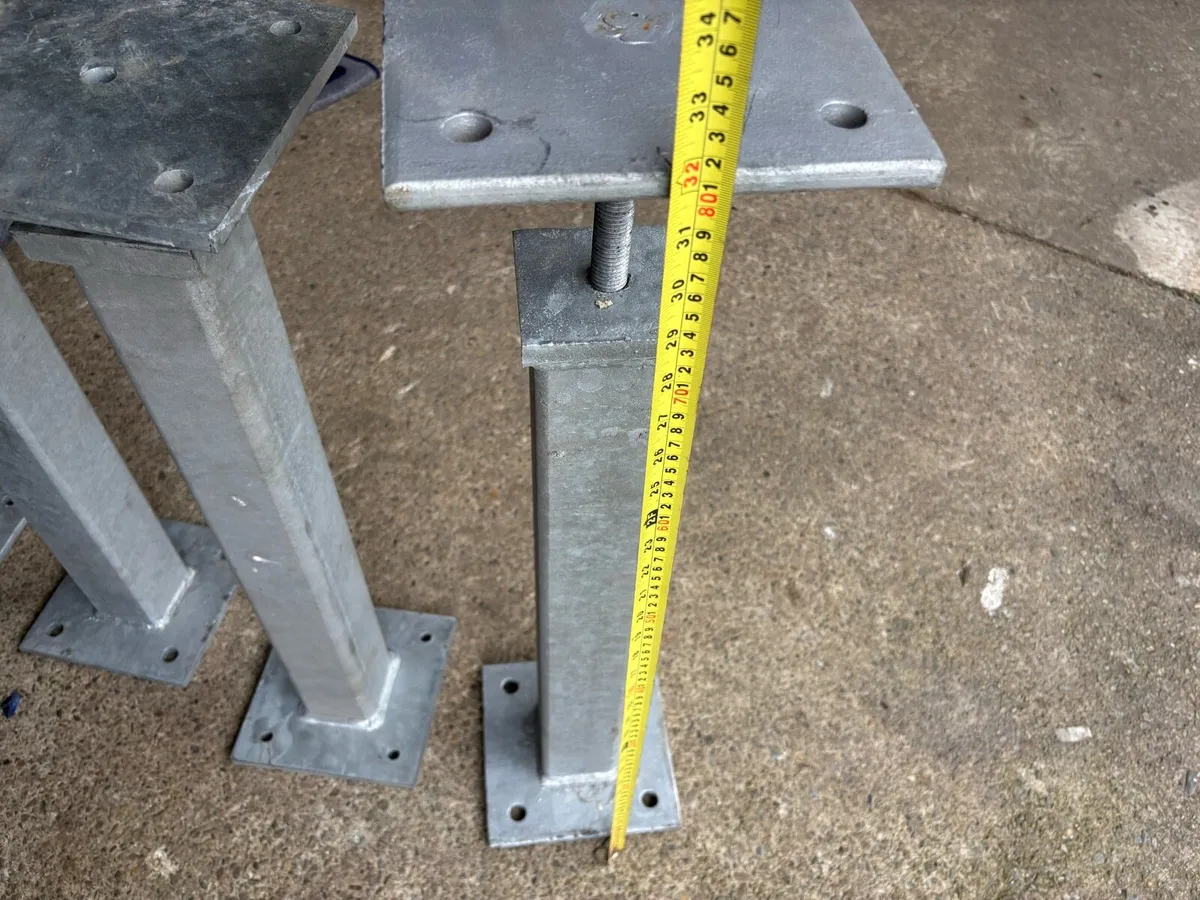 Galvanised adjustable legs/stanchings - Image 2