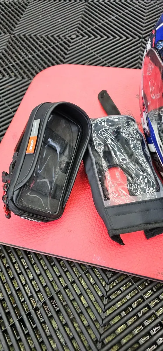 Motorcycle  quadlock - Image 1