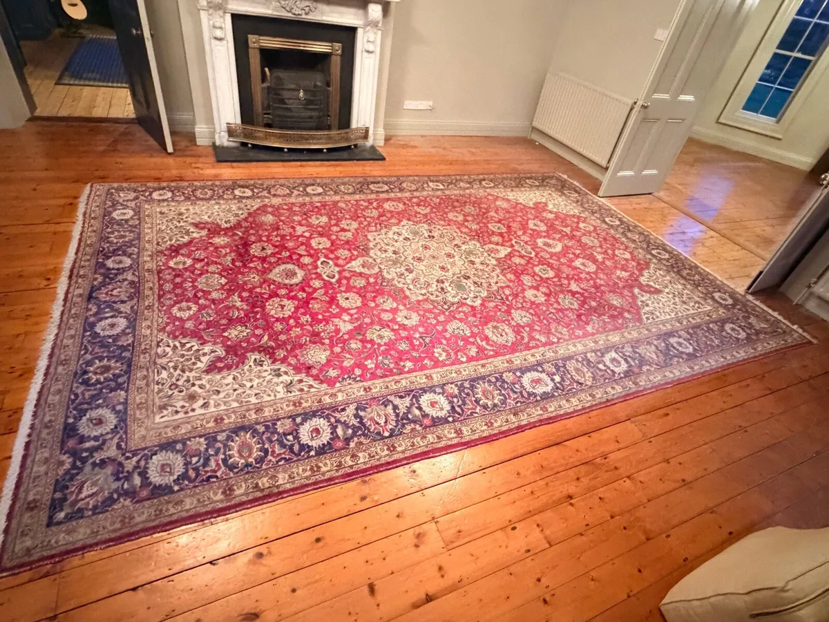 Gorgeous handmade Oriental rug - Image 2