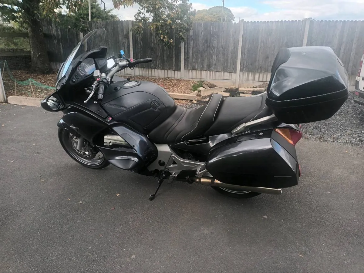 Motorcycle - Image 4