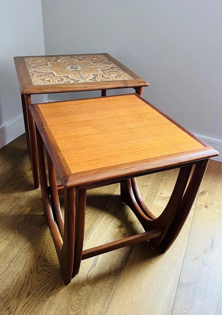 G plan nest of tables - Image 3