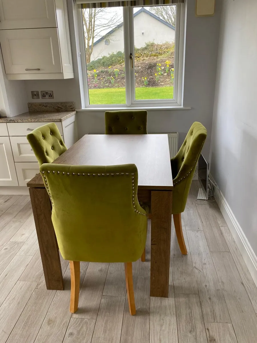 Table & Chairs - Image 2