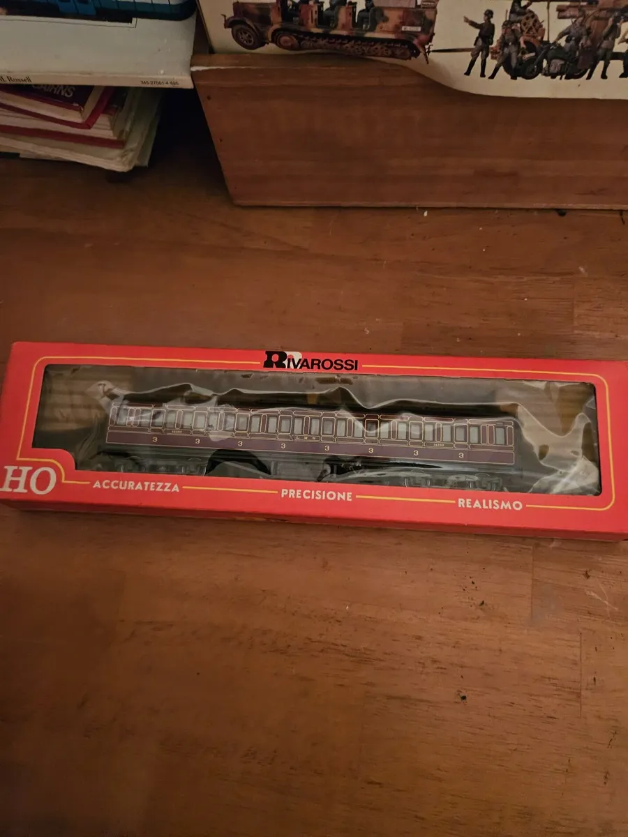 Hornby Rivarossi OO Gauge Carraige