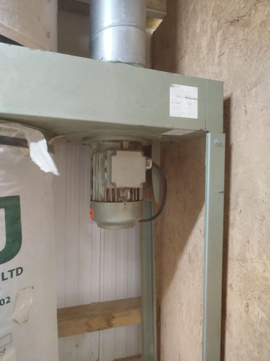 Dust Extractor - Image 2