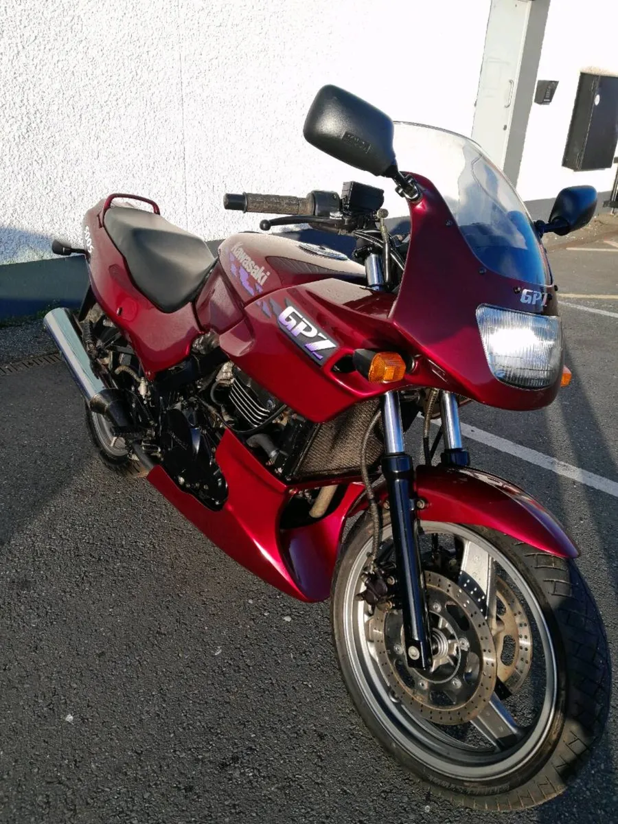 Kawasaki gpz500s 1994 vintage - Image 4