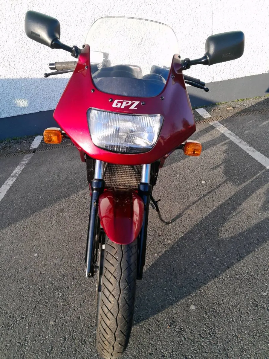 Kawasaki gpz500s 1994 vintage - Image 3