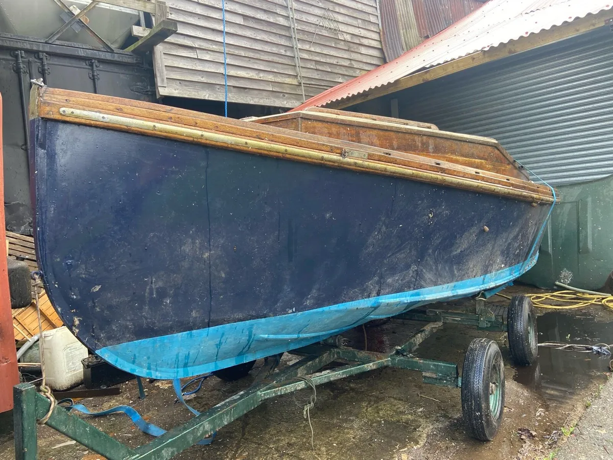 Plywood and teak sail boat - Image 3