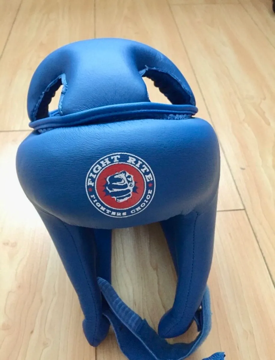 Boxing gears - Image 1