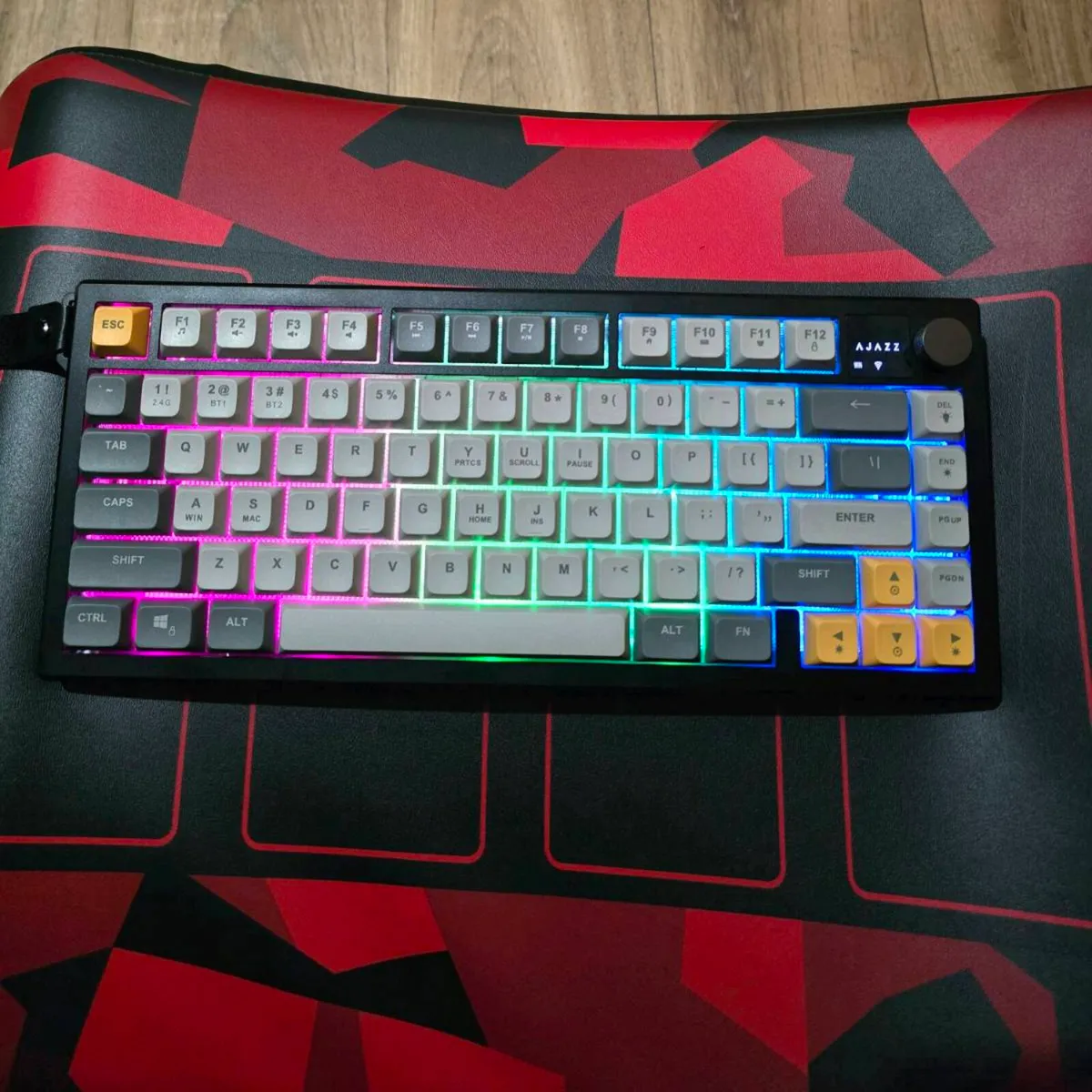 Wireless gaming keyboard - Image 2