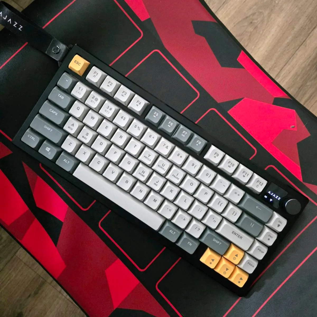 Wireless gaming keyboard - Image 3