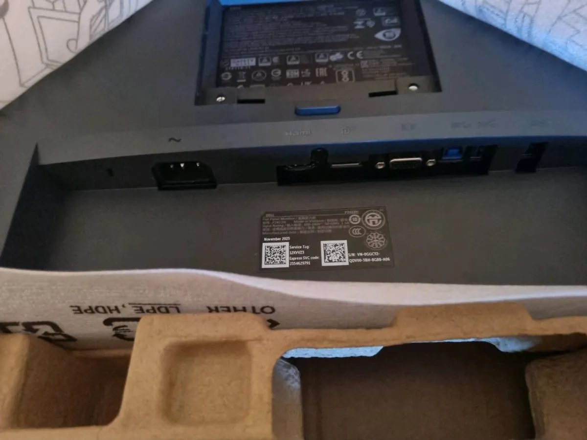 Dell P2422H 24''  HDMI IPS LED Monitor - Image 2